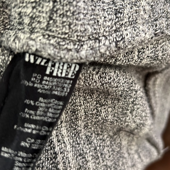 Aritzia Wilfred  Free Rousseau Hoodie Cardigan Sweater Size Small - Picture 6 of 10